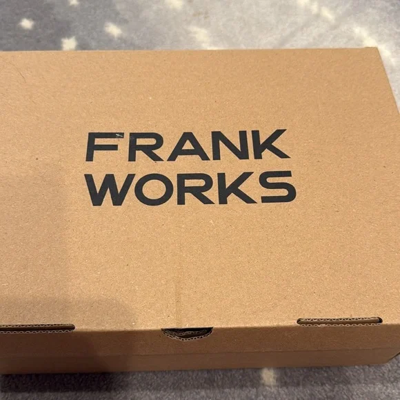 Frank Works THE ONE Unisex Tennis Shoe Size Men 6 /Women 7.5 White Strap NIB - Picture 4 of 8